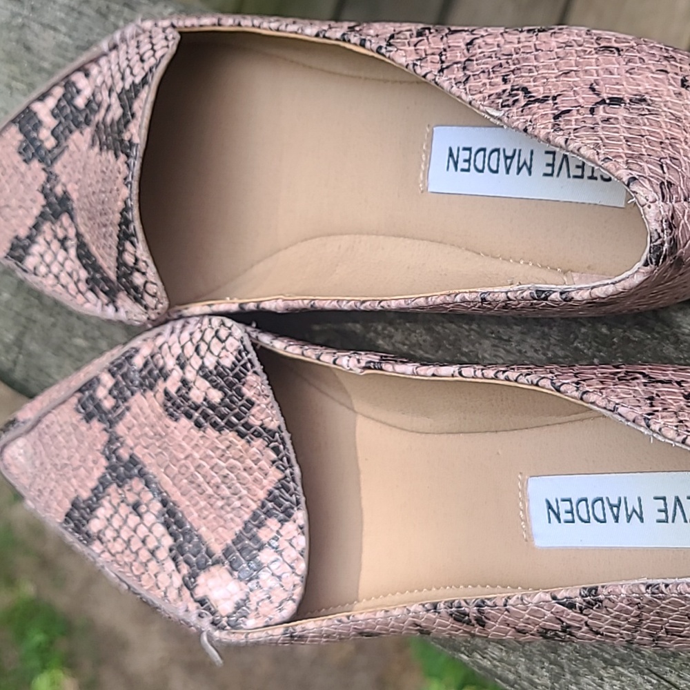 STEVE MADDEN Size 7m Flats Snakeskin look - Picture 8 of 8